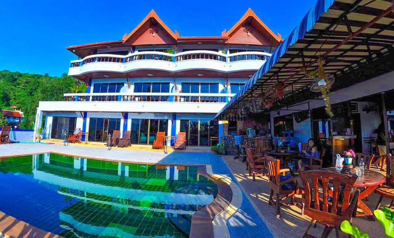 Aksarai Hotel Patong Экстерьер фото